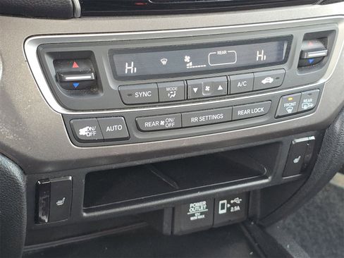 Used 2021 Honda Pilot EX-L image 26