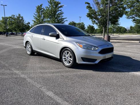 Used 2016 Ford Focus SE image 7