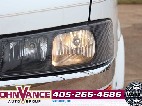 Used 2014 Chevrolet Express 1500 AWD image 4