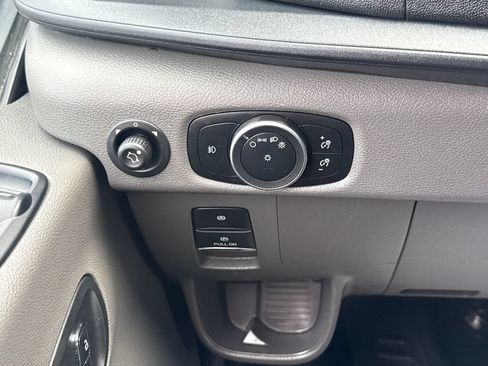 Used 2025 Ford Transit 250 Low Roof w/ Exterior Upgrade Package RWD image 33