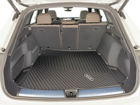 New 2025 Audi Q5 Premium image 13