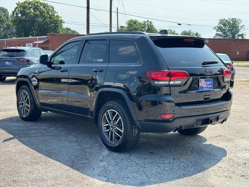 Used 2020 Jeep Grand Cherokee Trailhawk AWD/4WD image 5