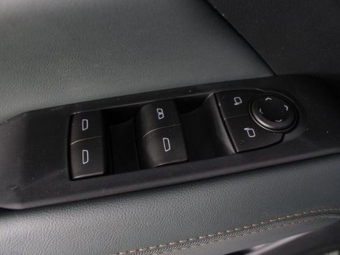 New 2026 GMC Terrain AT4 w/ Convenience Package III image 18