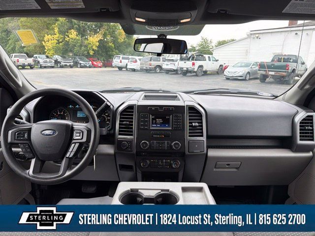 Used 2017 Ford F150 XLT AWD/4WD image 9
