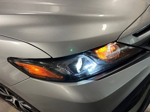 Used 2023 Toyota Camry SE w/ Cold Weather Package image 28