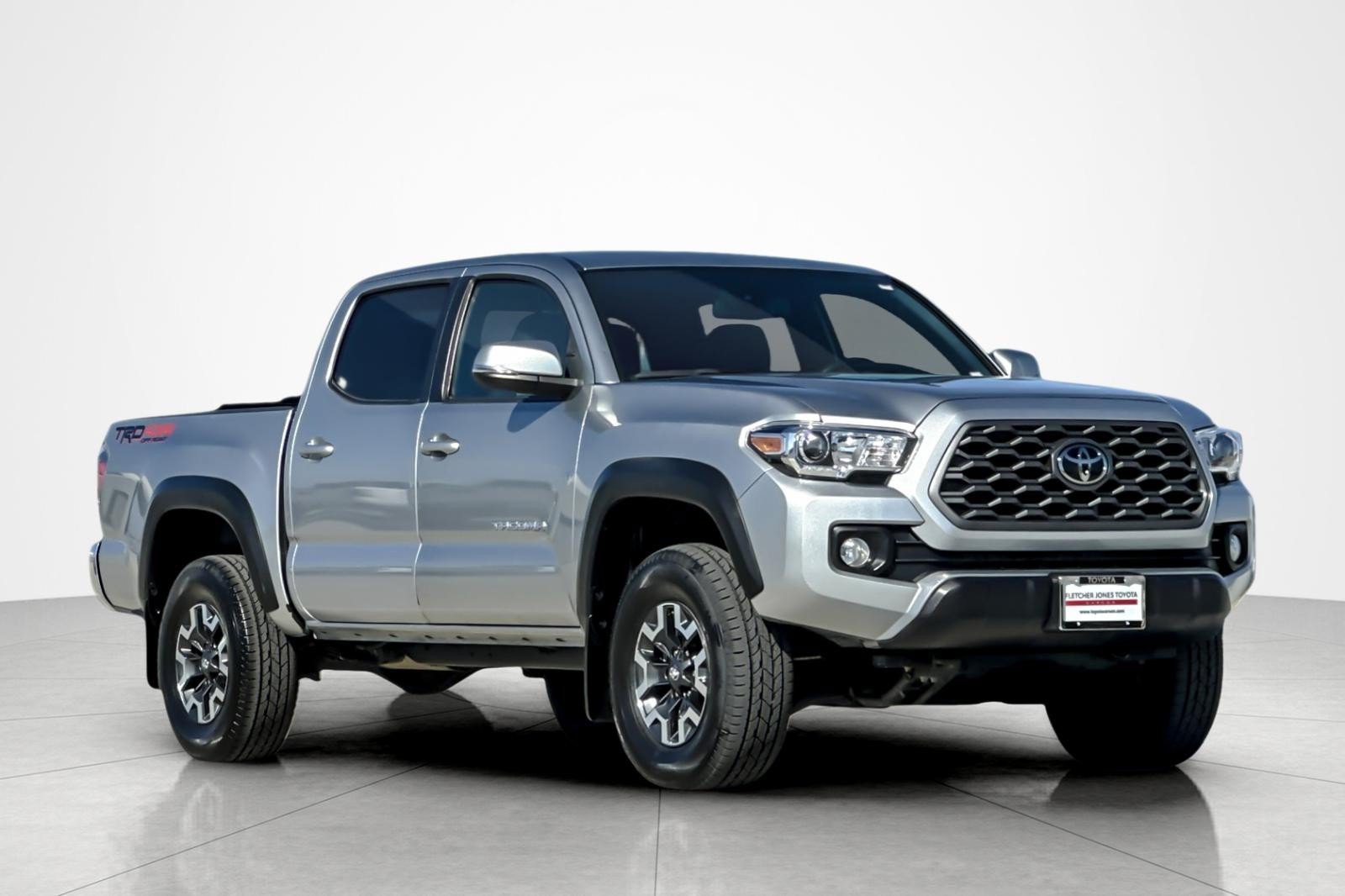 Certified 2023 Toyota Tacoma TRD Off-Road AWD/4WD image 7
