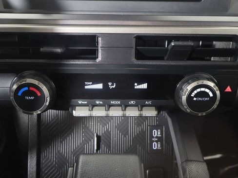 Used 2025 Toyota 4Runner SR5 image 42