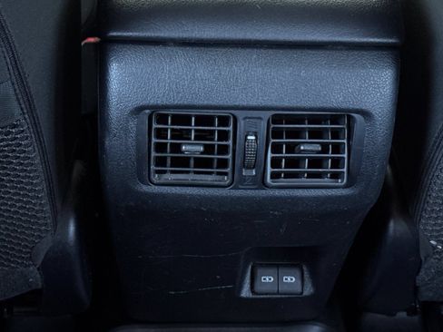 Used 2024 Toyota 4Runner SR5 AWD/4WD image 42