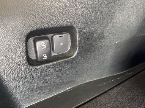 Used 2023 Ford Edge SEL image 31