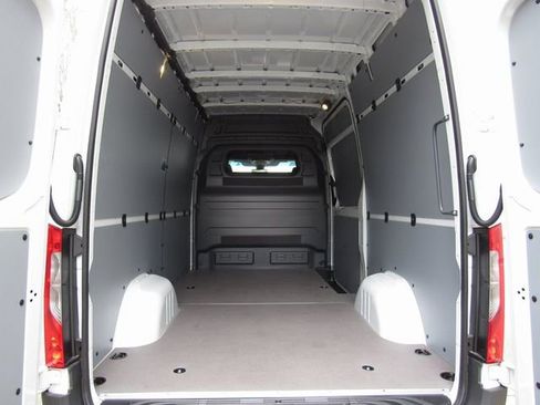New 2026 Mercedes-Benz Sprinter 2500 image 23