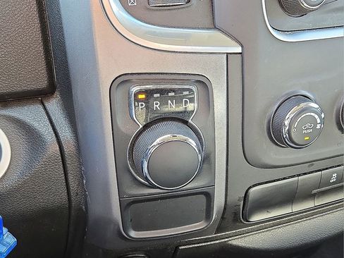 Used 2024 RAM 1500 Classic SLT image 29