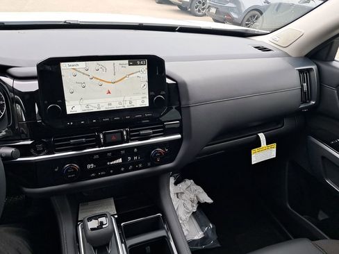 New 2025 Nissan Pathfinder SL w/ SL Premium Package image 20