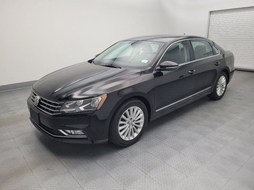 Used 2016 Volkswagen Passat 1.8T SE FWD image 2