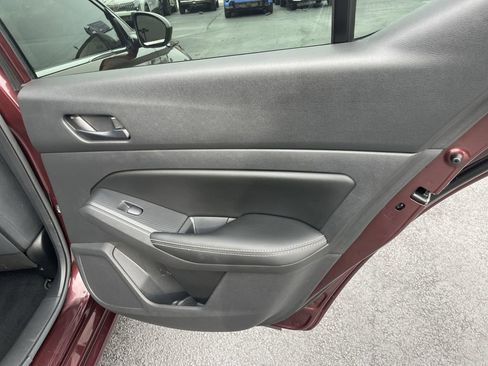 Used 2024 Nissan Altima 2.5 SV w/ SV Premium Package image 24