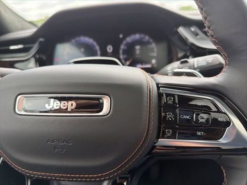 New 2026 Jeep Grand Cherokee Summit w/ Obsidian Package AWD/4WD image 22