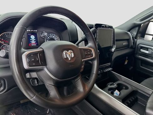 Used 2024 RAM 3500 Big Horn w/ Sport Appearance Package image 9