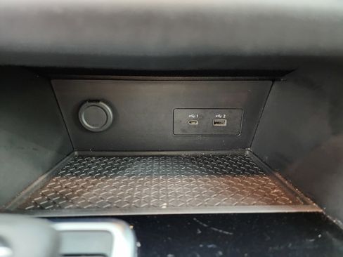 Used 2025 Nissan Pathfinder SV image 50