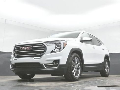 Used 2022 GMC Terrain SLT w/ Infotainment Package II FWD image 44