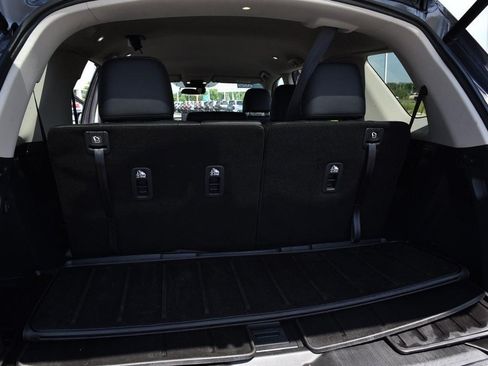 Certified 2025 Honda Pilot EX-L image 28