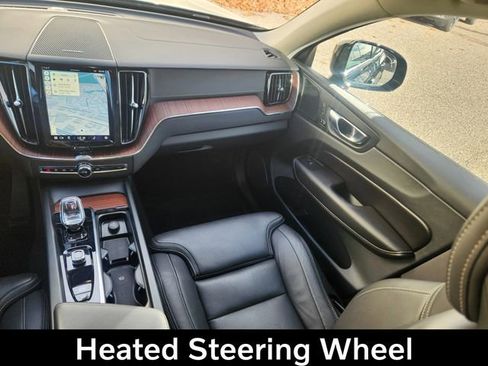 Certified 2023 Volvo XC60 B6 Ultimate w/ Protection Package Premier image 14