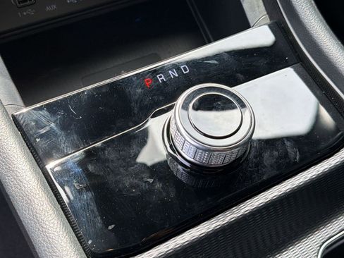 Used 2025 Jeep Grand Cherokee Altitude RWD image 19