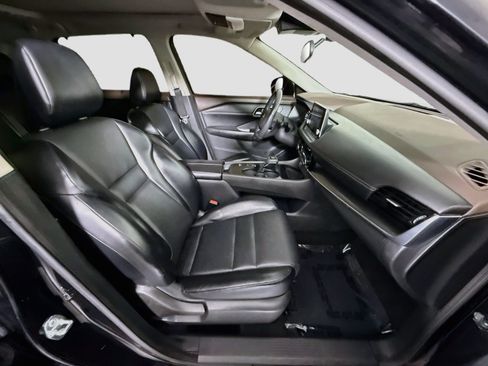 Used 2021 Nissan Rogue SV w/ Premium Package FWD image 29