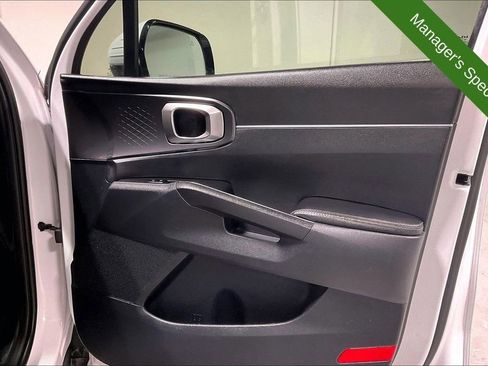Used 2024 Kia Sorento LX FWD image 22