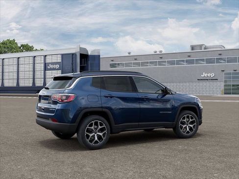 New 2026 Jeep Compass Limited AWD/4WD image 2
