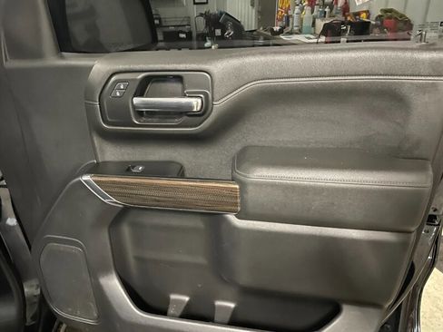 Used 2019 Chevrolet Silverado 1500 LT Trail Boss image 20