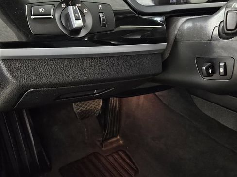 Used 2012 BMW 750Li RWD image 19