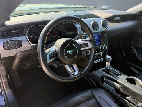 Used 2022 Ford Mustang GT Premium w/ Equipment Group 401A image 4