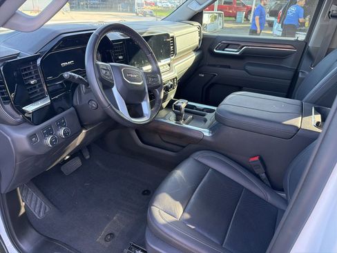 Used 2023 GMC Sierra 1500 SLT w/ SLT Premium Package image 6