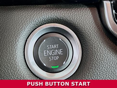 Certified 2024 Chevrolet Colorado LT image 12