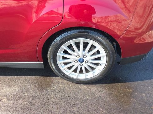 Used 2013 Ford C-MAX SEL image 15