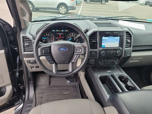 Used 2018 Ford F150 XLT w/ Equipment Group 302A Luxury image 12