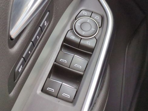 Used 2019 Cadillac XT4 Premium Luxury image 26