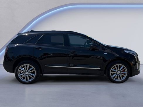 Certified 2023 Cadillac XT5 Sportv AWD/4WD image 2