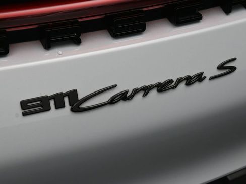 Used 2024 Porsche 911 Carrera S image 9