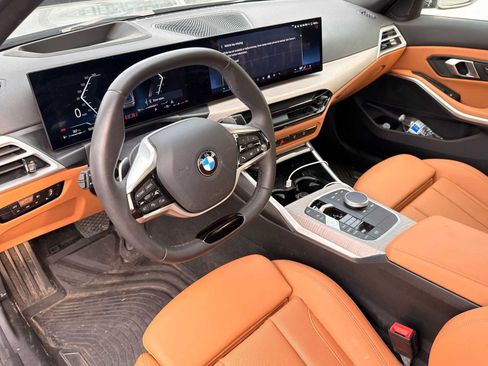 Used 2025 BMW 330i xDrive Sedan w/ Premium Package AWD/4WD image 18