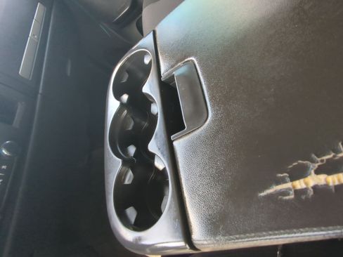Used 2011 Chevrolet Silverado 1500 LT w/ All-Star Edition AWD/4WD image 12