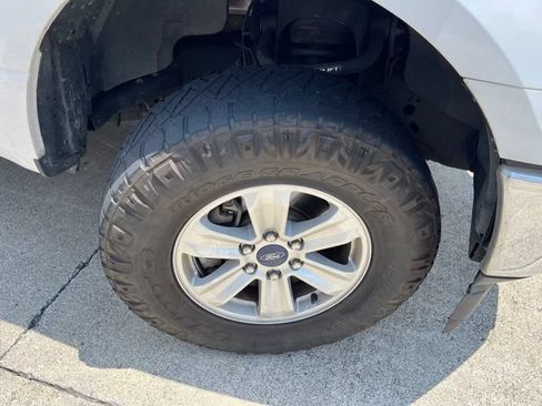 Used 2020 Ford F150 XLT w/ Equipment Group 301A Mid RWD image 12