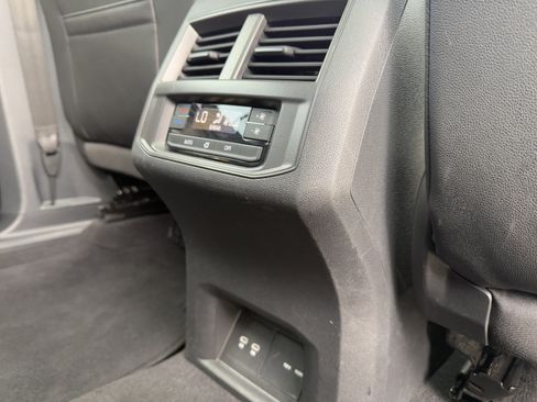 Used 2023 Volkswagen Atlas SEL image 28