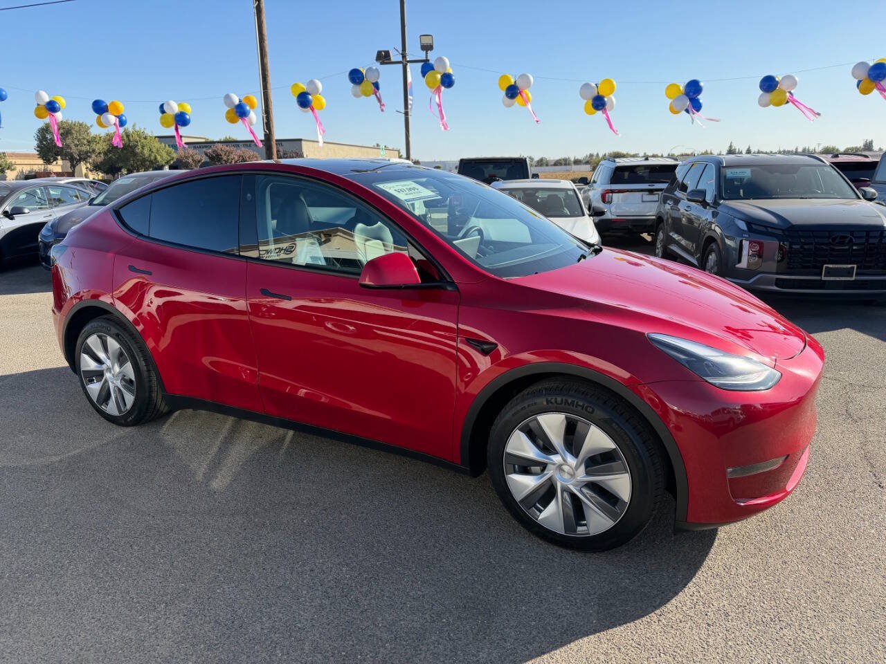 Used 2023 Tesla Model Y Long Range AWD/4WD image 5