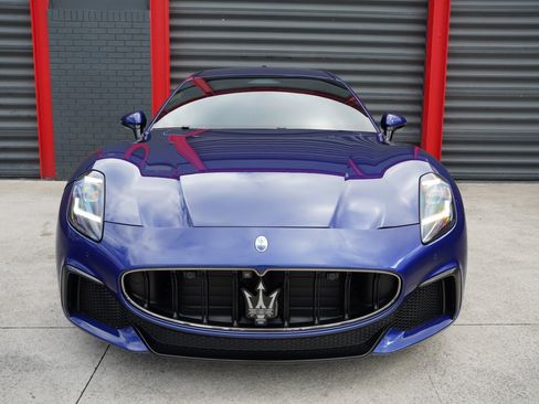 Used 2024 Maserati GranTurismo Trofeo image 10