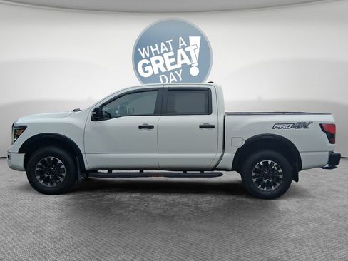 Used 2023 Nissan Titan PRO-4X w/ Pro-4x Convenience Package AWD/4WD image 7