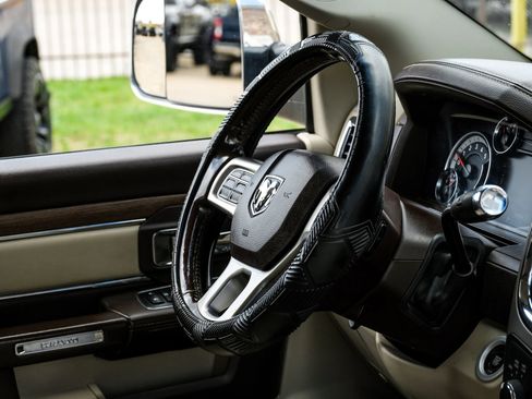 Used 2018 RAM 2500 Laramie AWD/4WD image 21
