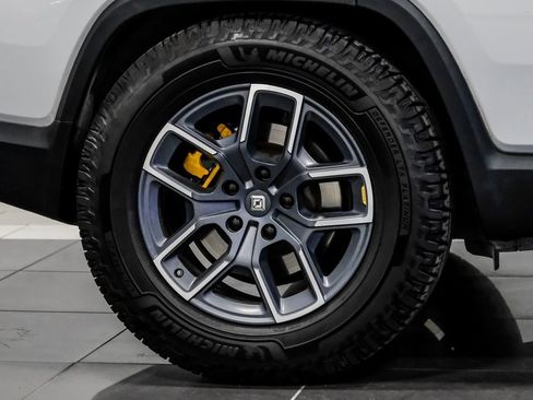 Used 2023 Rivian R1S Adventure image 51