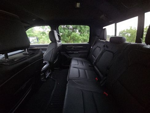Used 2022 RAM 1500 Limited AWD/4WD image 9