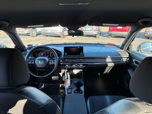 Used 2024 Honda Civic Sport image 14