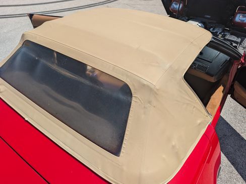 Used 1990 Chevrolet Corvette Convertible RWD image 5